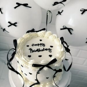 Vintage Cake - Lotus, Vanilla Ganache & Chocolate Fudge Flavors | 1, 2, 3 Pound Options | Rashiya Delights